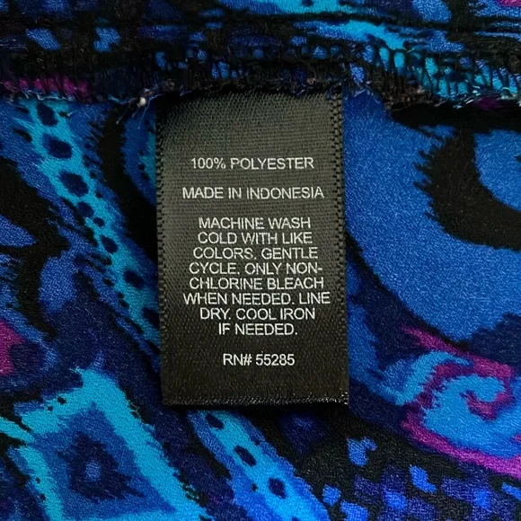 Express High-neck Tank Top - Picture 4 of 4